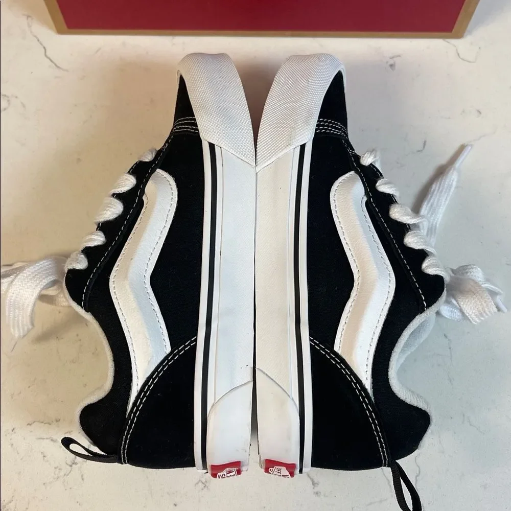 Vans Knu Skool Black and White Sneakers Kids - Youth Size 3
